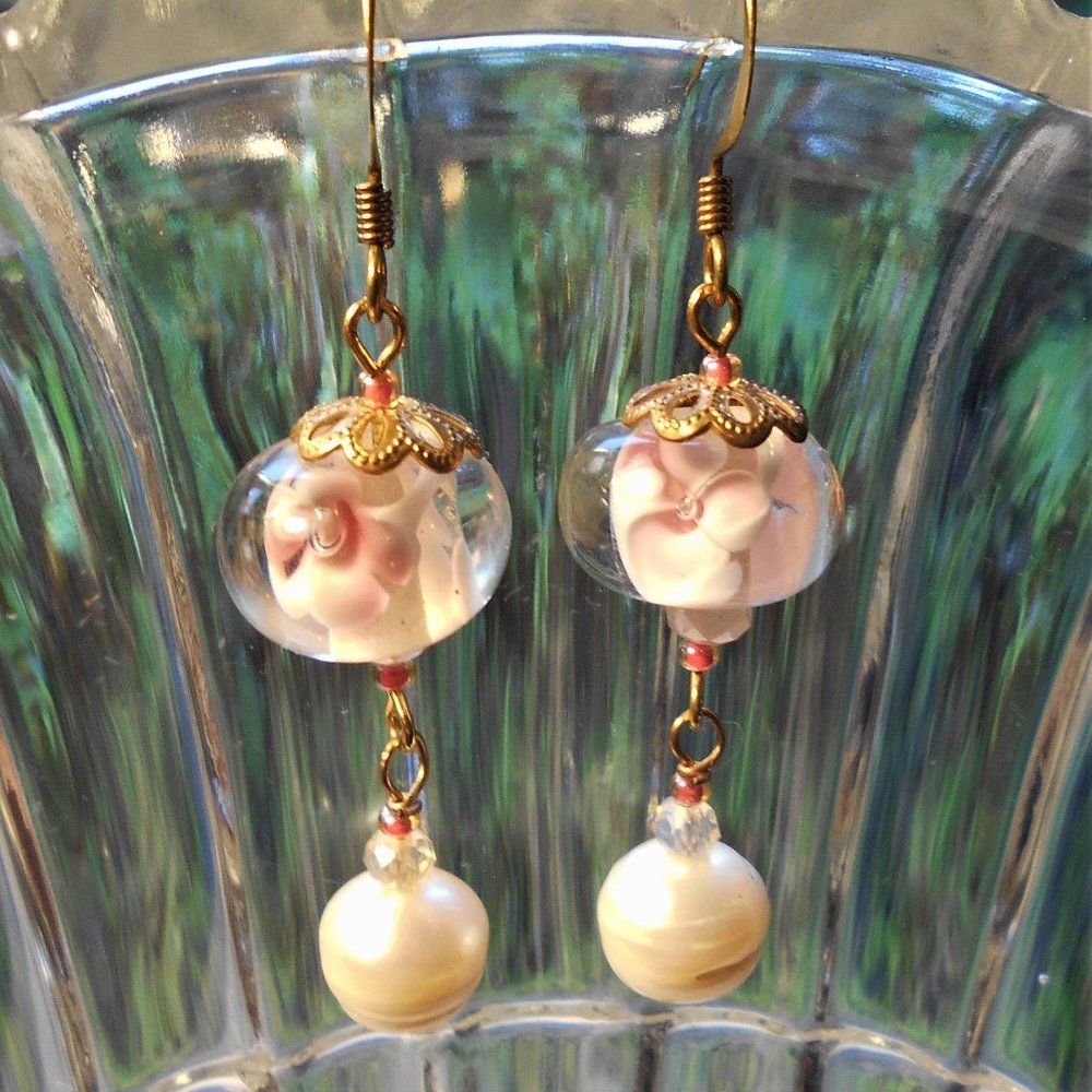 earrings lamp work glass fresh water pearls